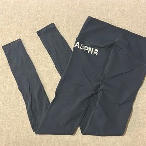 Navy blue lululemon leggings